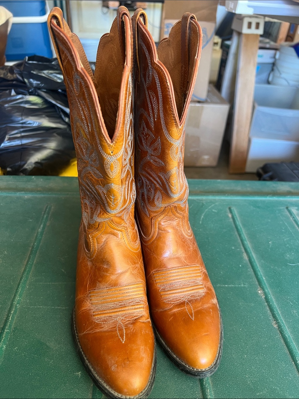 Ariat Women's Western Leather Cowboy Boots - Tan